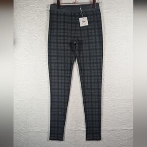 472-NWT Tag Gray Plaid‎ Leggings